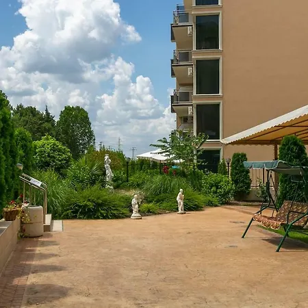 شقة 1bedroom On 2nd Floor With Kitchen Fv