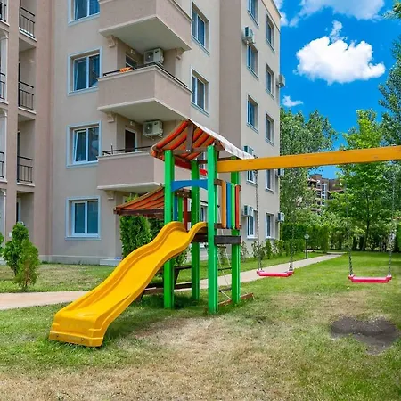 Apartment 1bedroom On 2nd Floor With Kitchen Fv